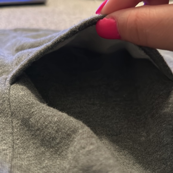 Gray shorts - Picture 3 of 5